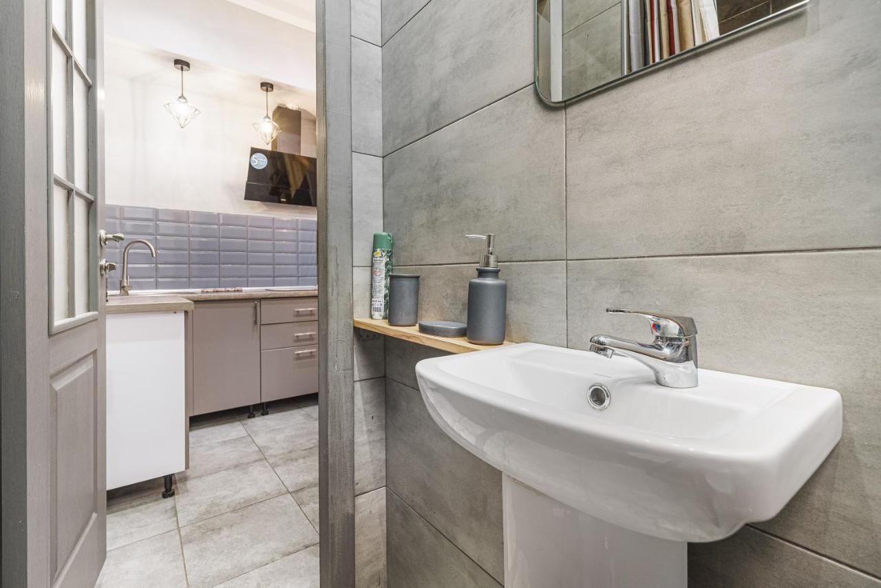 Loft On Mayakovsky 9 Odessza Kültér fotó