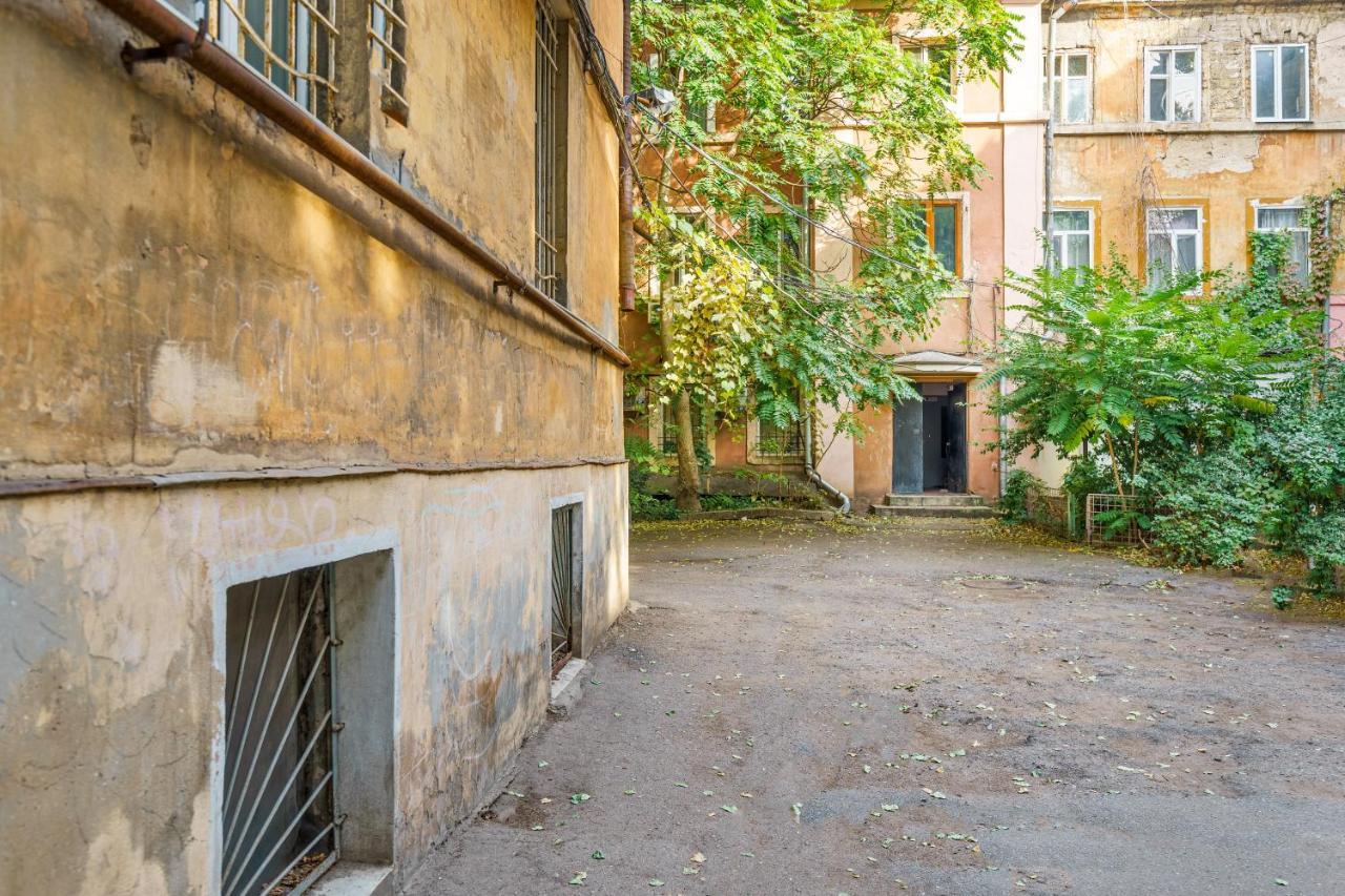 Loft On Mayakovsky 9 Odessza Kültér fotó