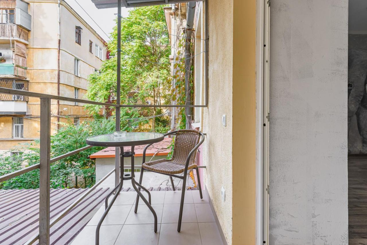 Loft On Mayakovsky 9 Odessza Kültér fotó