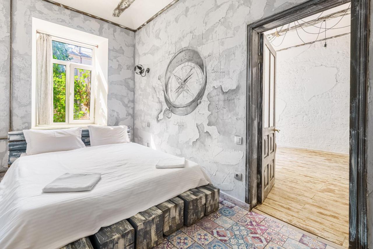 Loft On Mayakovsky 9 Odessza Kültér fotó